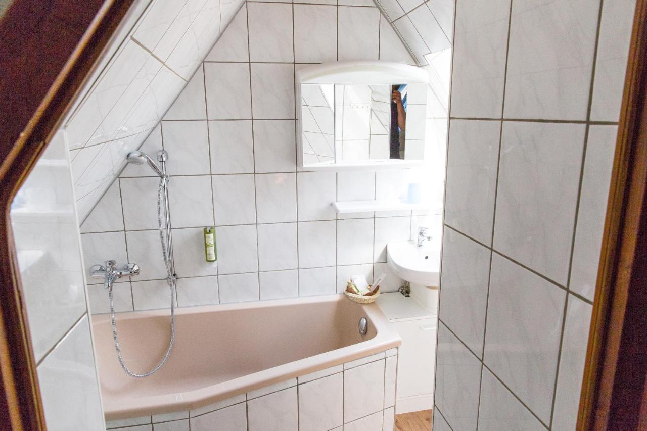 Kraeuterhotel Garni Zur Klostergrotte Nohra  외부 사진