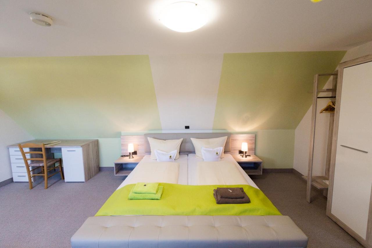 Kraeuterhotel Garni Zur Klostergrotte Nohra  외부 사진